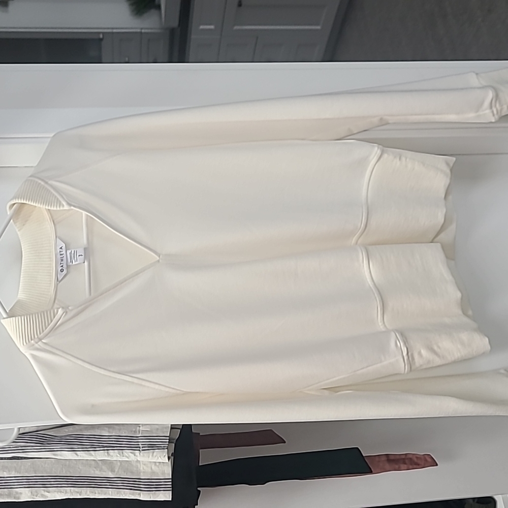 Athleta size small sweathsirt